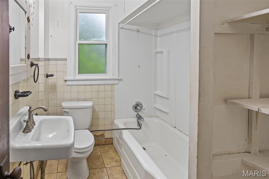 NOT IN A SUBDIVISIOIN - Residential