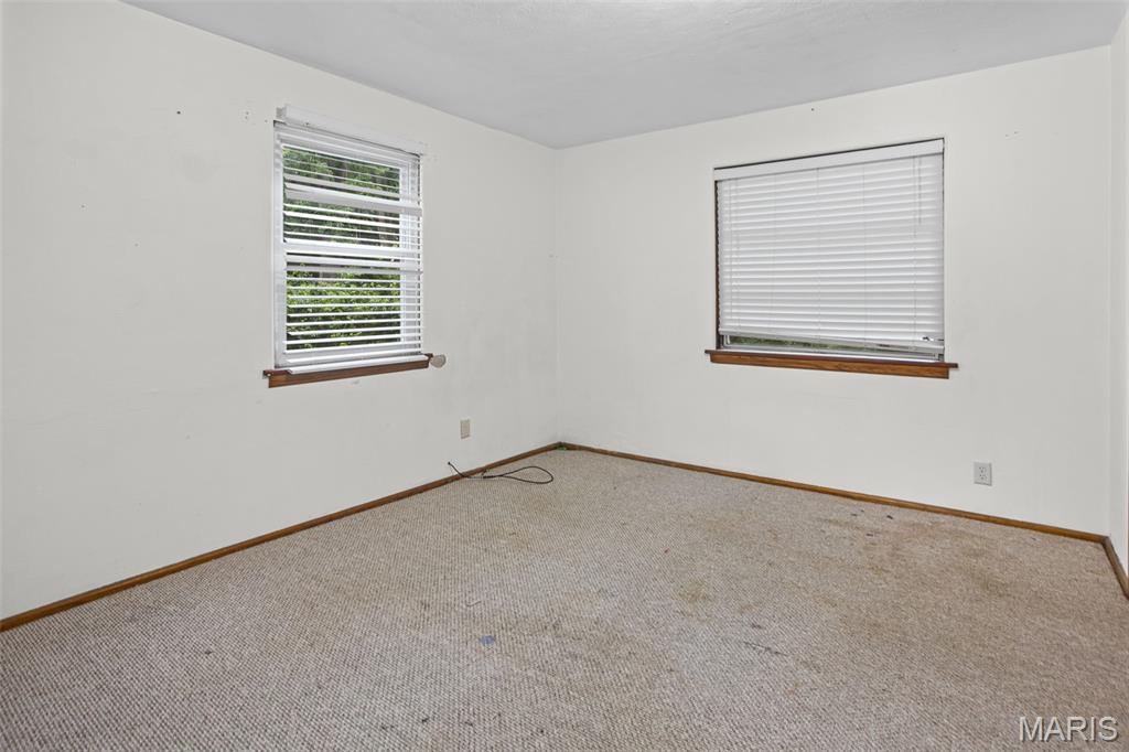 NOT IN A SUBDIVISIOIN - Residential