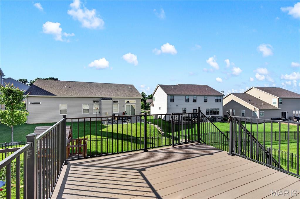Carlton Glen Estate #12 - Residential