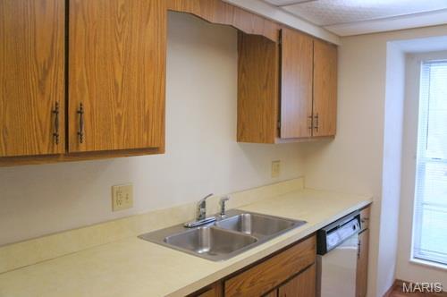 COUNTRYSIDE GLEN - Residential Lease