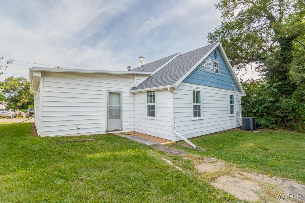 R.L. HAYES - Residential