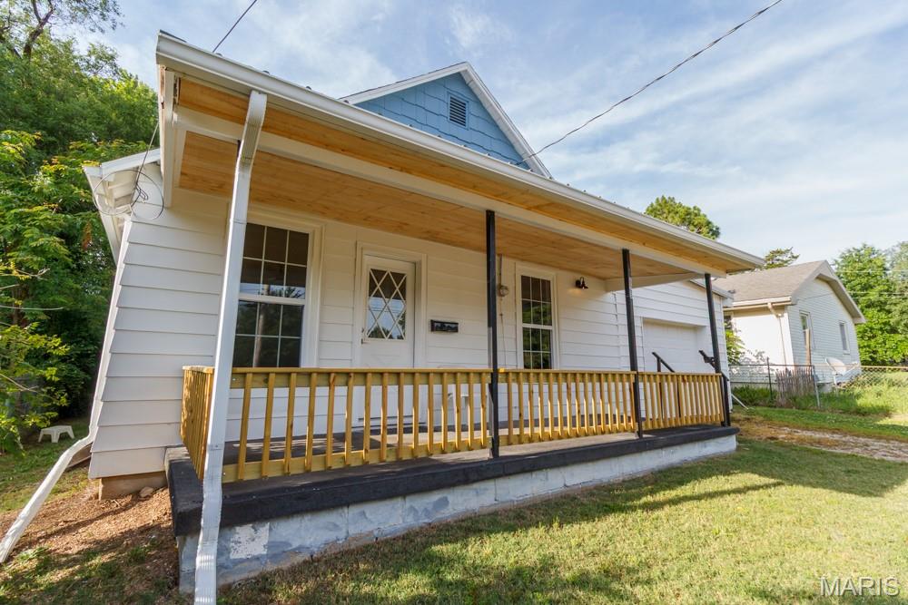 R.L. HAYES - Residential