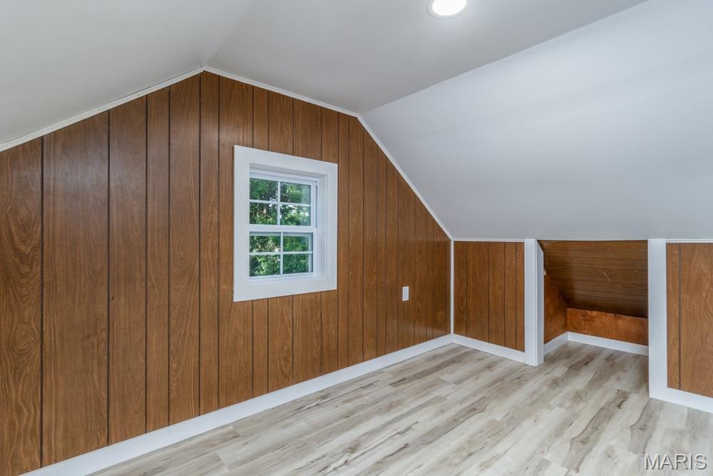 R.L. HAYES - Residential