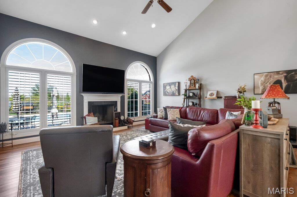 Country Manor Meadows 1st Add - Residential