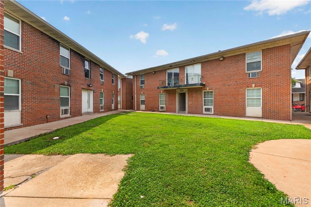 City/St Louis - Residential Income
