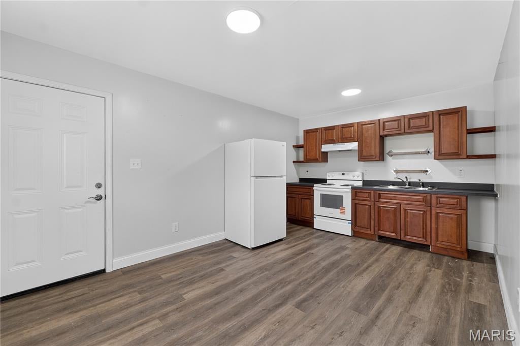 City/St Louis - Residential Income