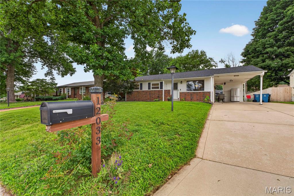 Colonial Manor 3 - Residential