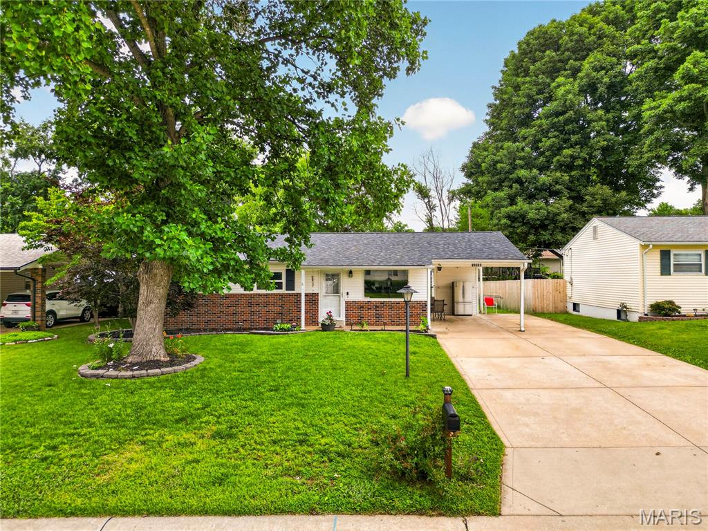 Colonial Manor 3 - Residential