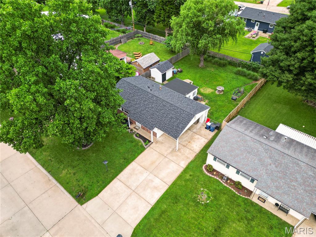 Colonial Manor 3 - Residential
