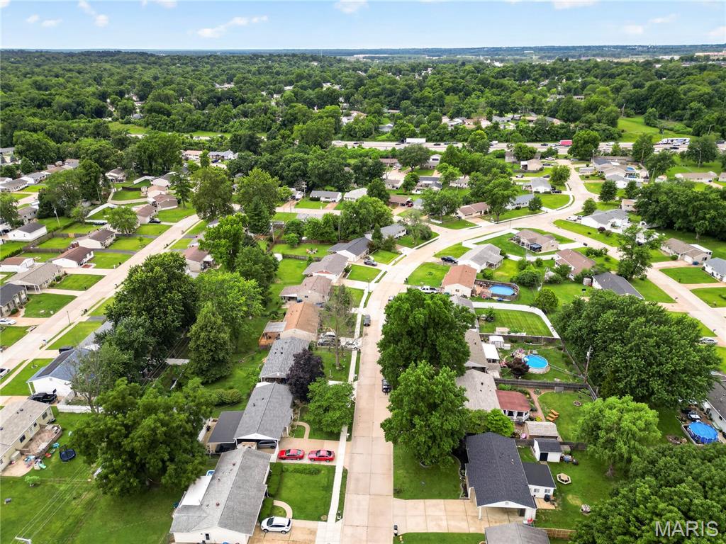 Colonial Manor 3 - Residential