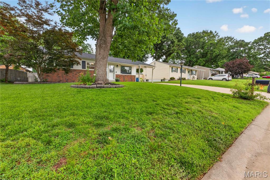 Colonial Manor 3 - Residential