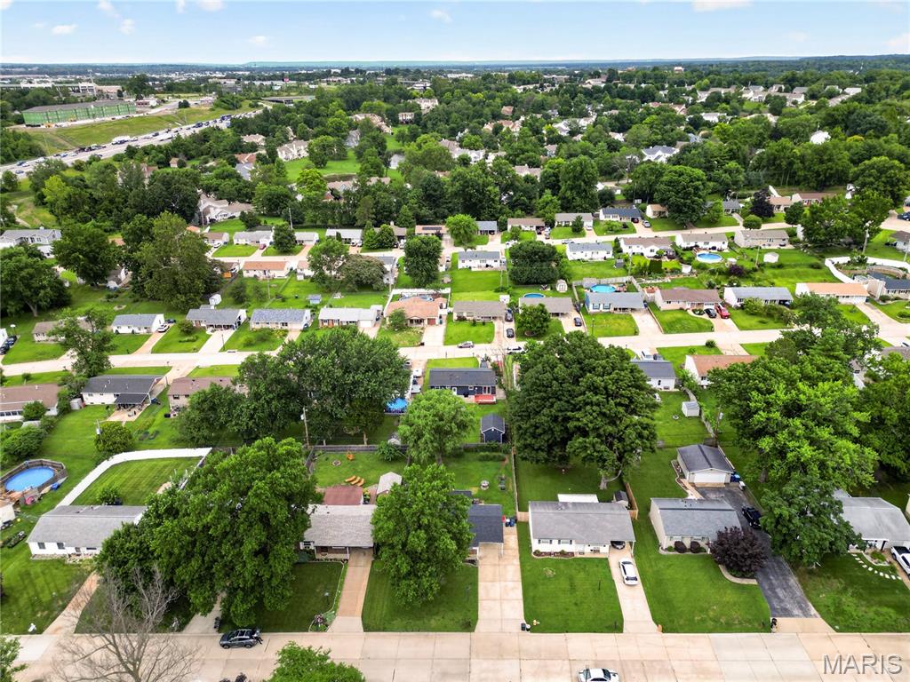 Colonial Manor 3 - Residential