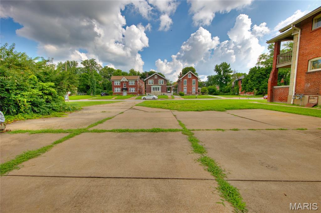 Hamilton Place Add - Land