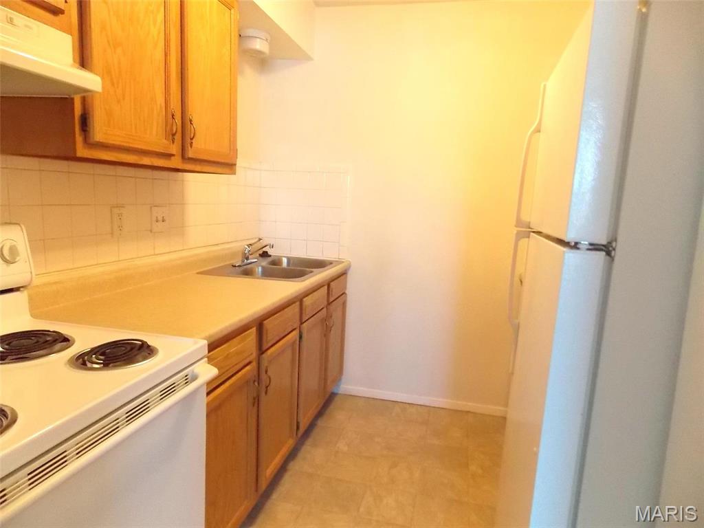 NOT IN A SUBDIVISION - Residential Lease