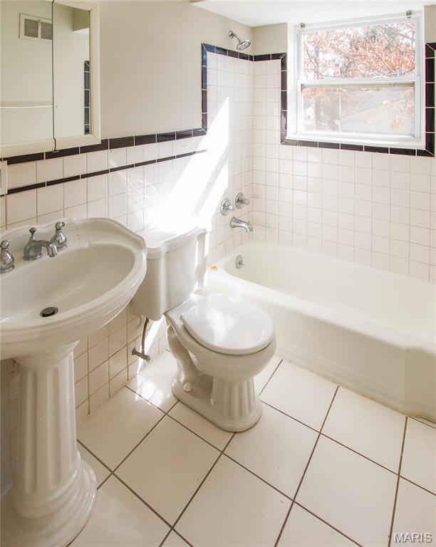 Washington Park - Residential Lease