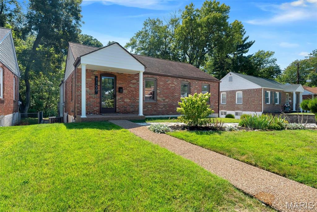 Mackenzie Place - Residential