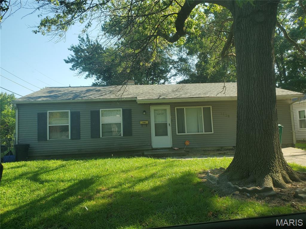 HURRY HURRY HURRY! Long-term 15 year Tenant wants to stay! Tenant pays on time! New Lease just signed January 2026 for 1 year at $1k mo. rent! Well maintained Home features 4 bedrooms, 1 bath, living room, eat-in kitchen, laundry room, large fenced back yard and more!!! HURRY; GREAT VALUE; WON'T LAST LONG!!! Contact your favorite Agent today!!! Flood Insurance Required