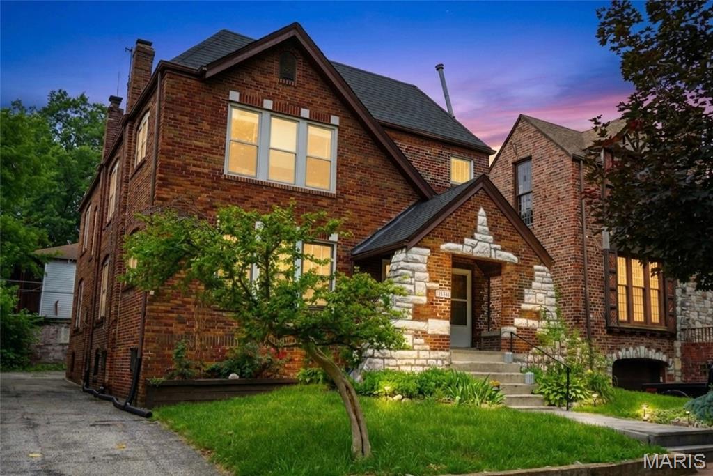University Park - Residential Income