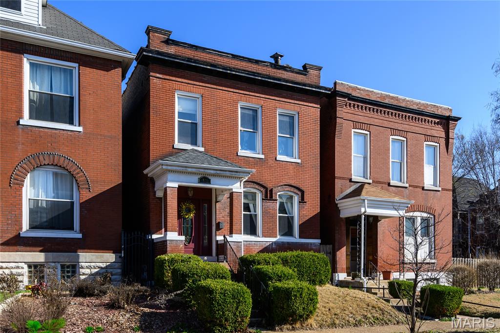 William H Gummersells Bl 1434 - Residential