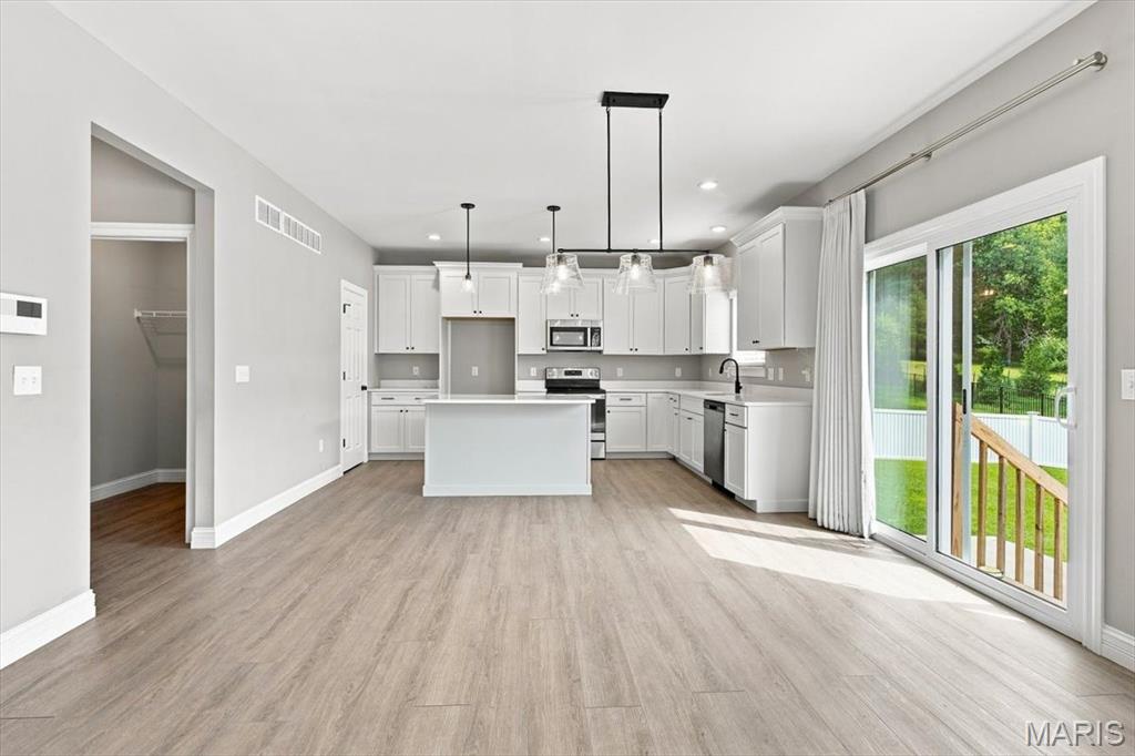 Arbors Of Rockwood One The - Residential