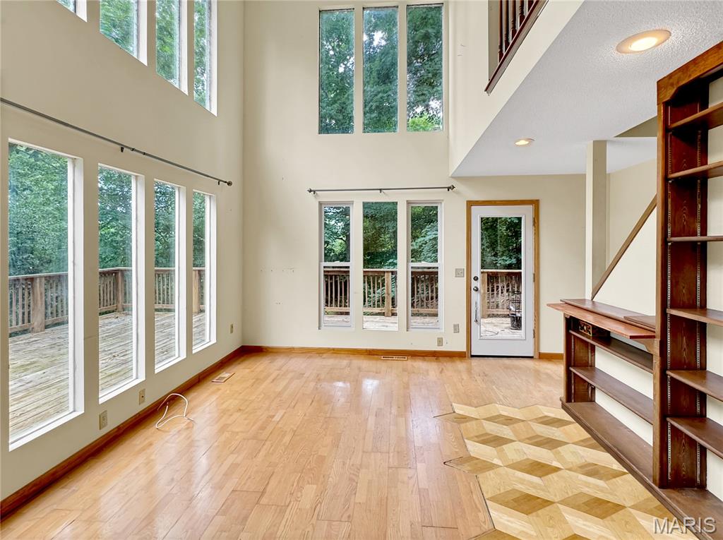 Lake Sherwood Estates - Residential