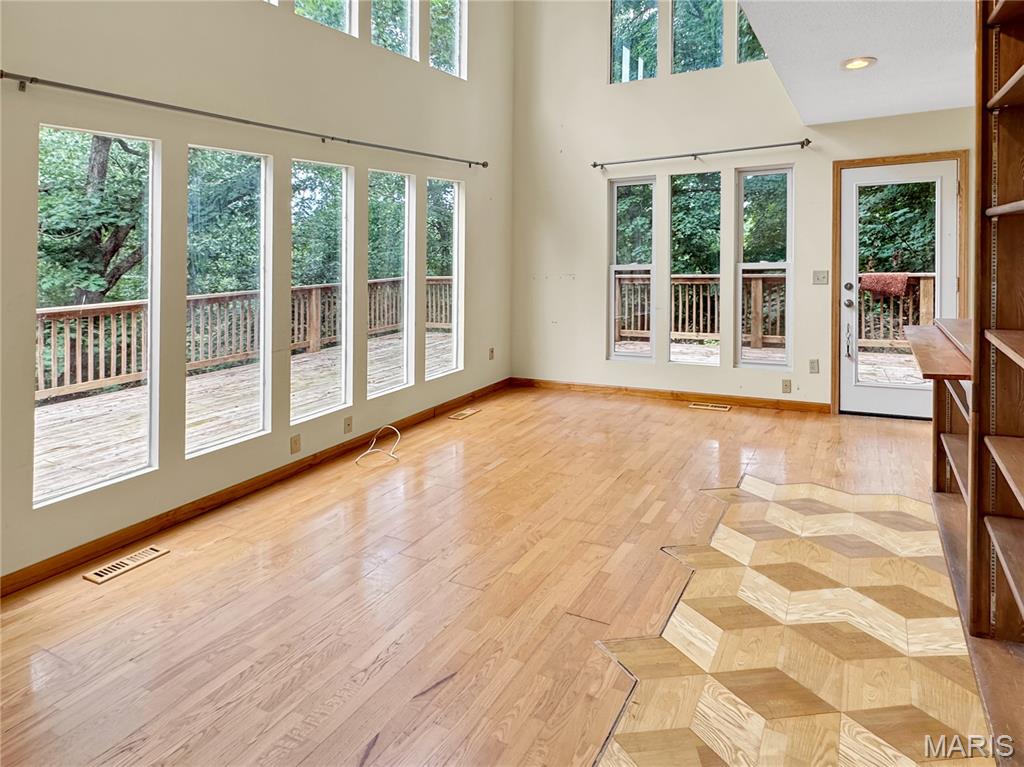 Lake Sherwood Estates - Residential