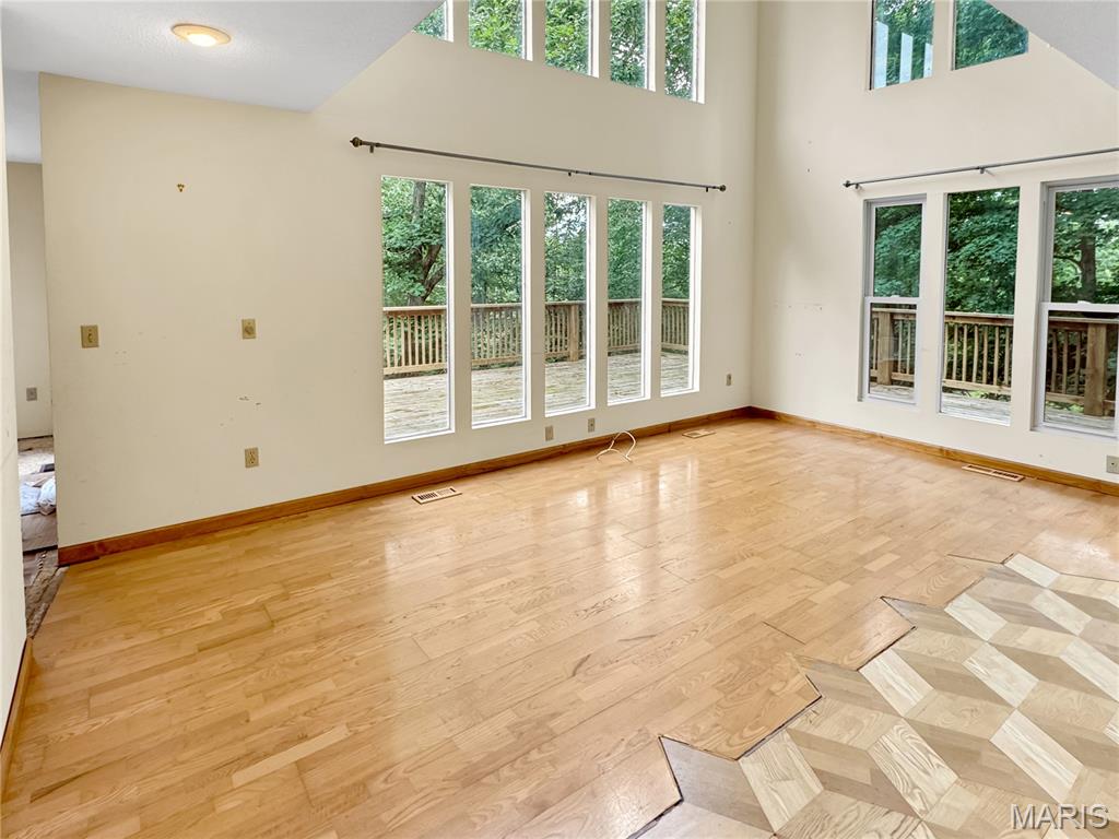 Lake Sherwood Estates - Residential