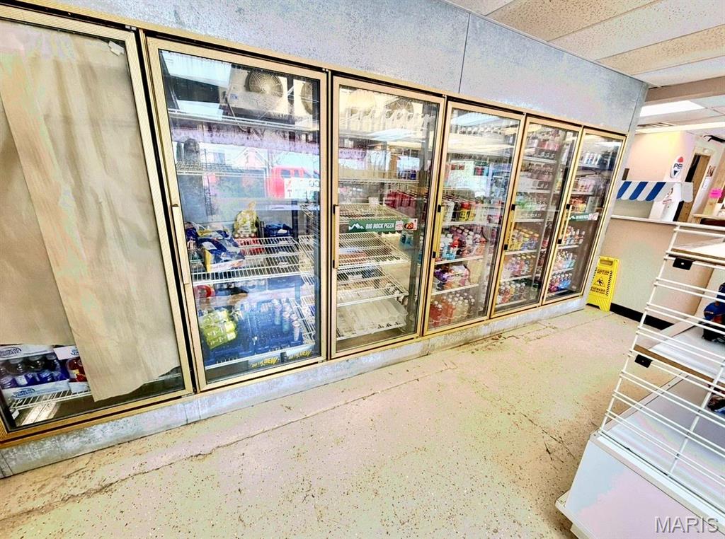 none - Commercial Sale