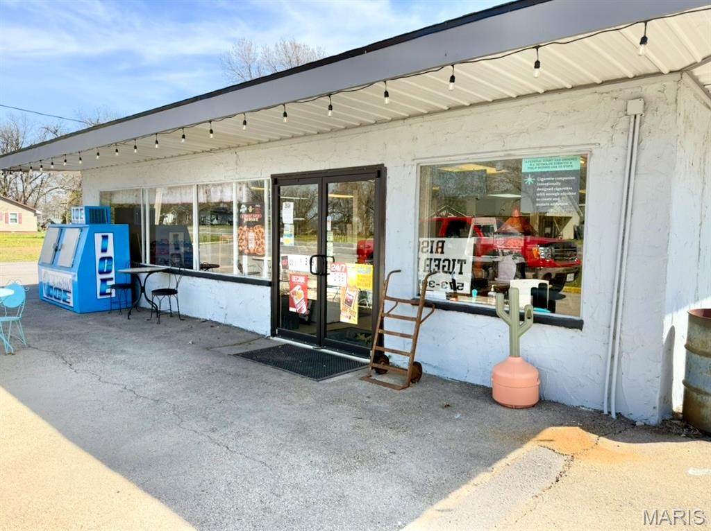 none - Commercial Sale