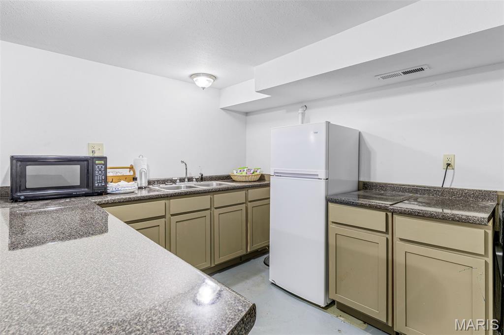 PH DOWNTOWN COMM - Residential