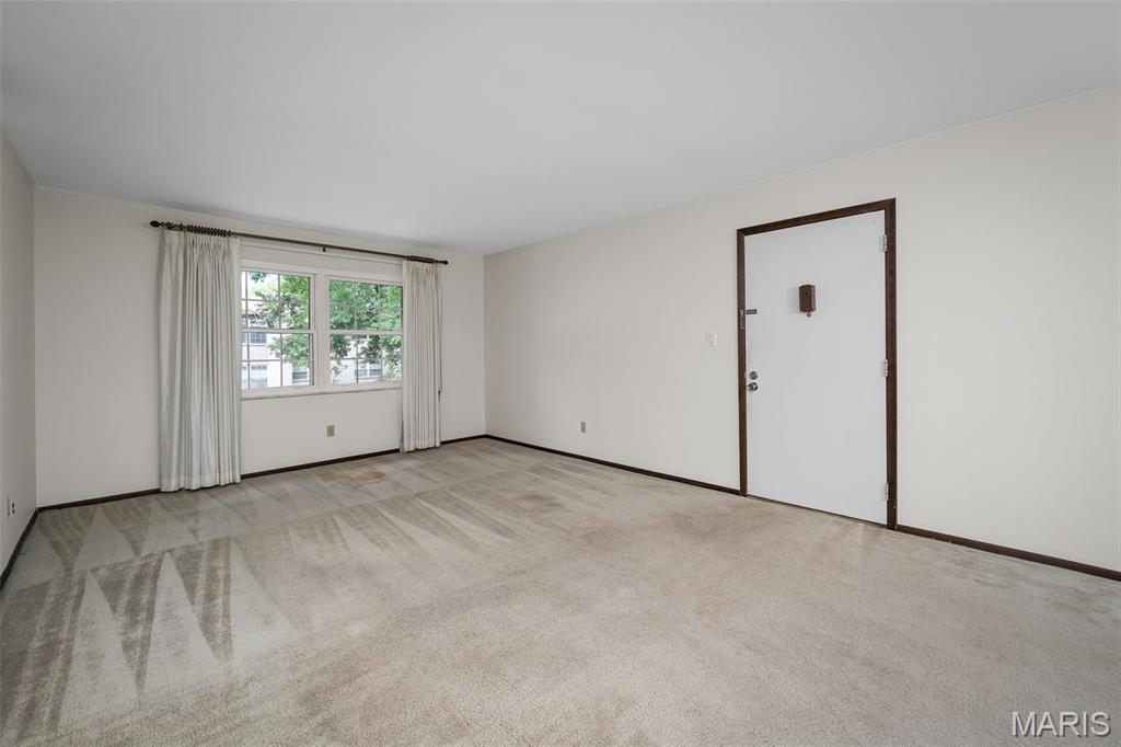 Burtonwood Manor 2 Condo - Residential