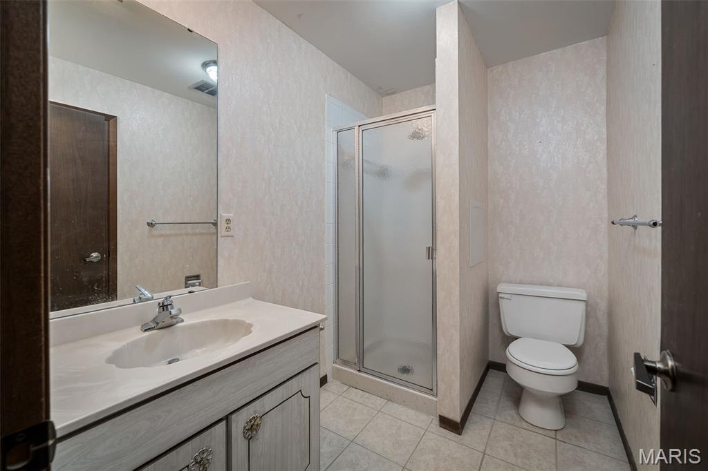 Burtonwood Manor 2 Condo - Residential