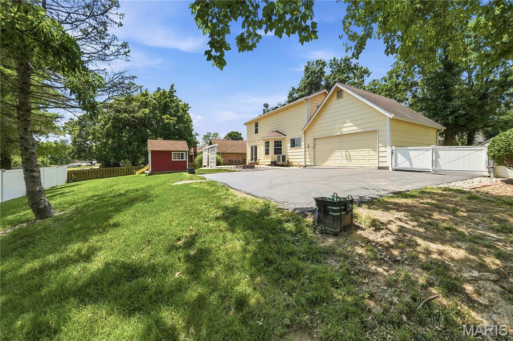 Fox Hollow - Residential