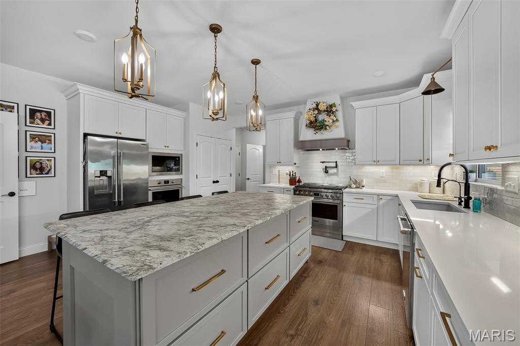 Stone Canyon - Residential