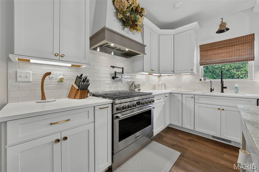 Stone Canyon - Residential