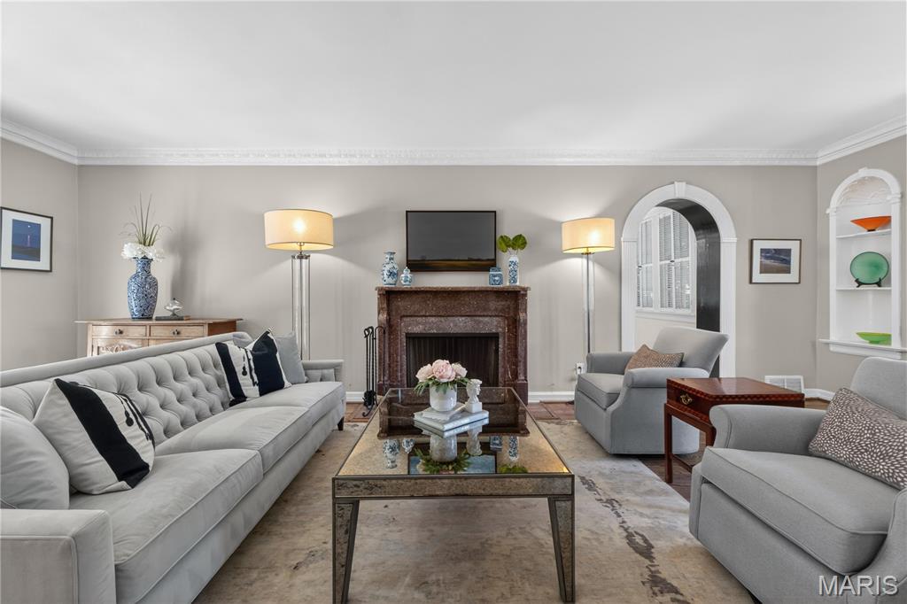 Lake Forest - Residential