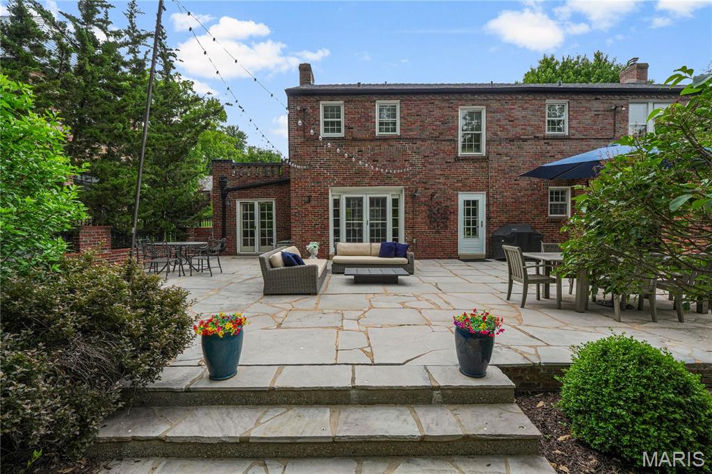 Lake Forest - Residential