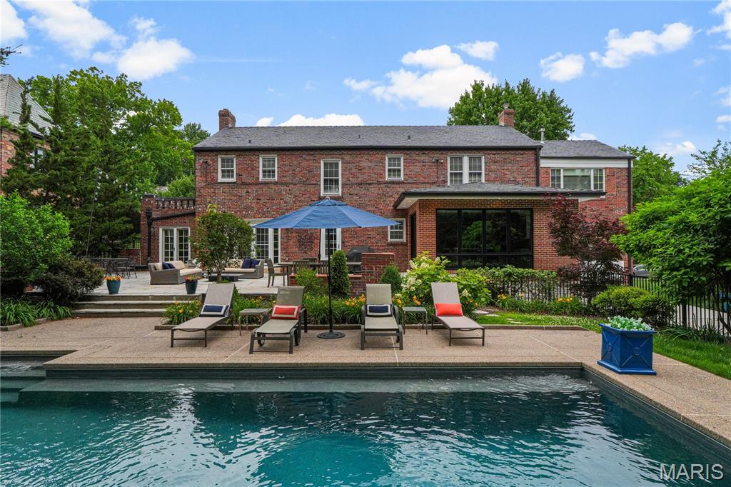 Lake Forest - Residential