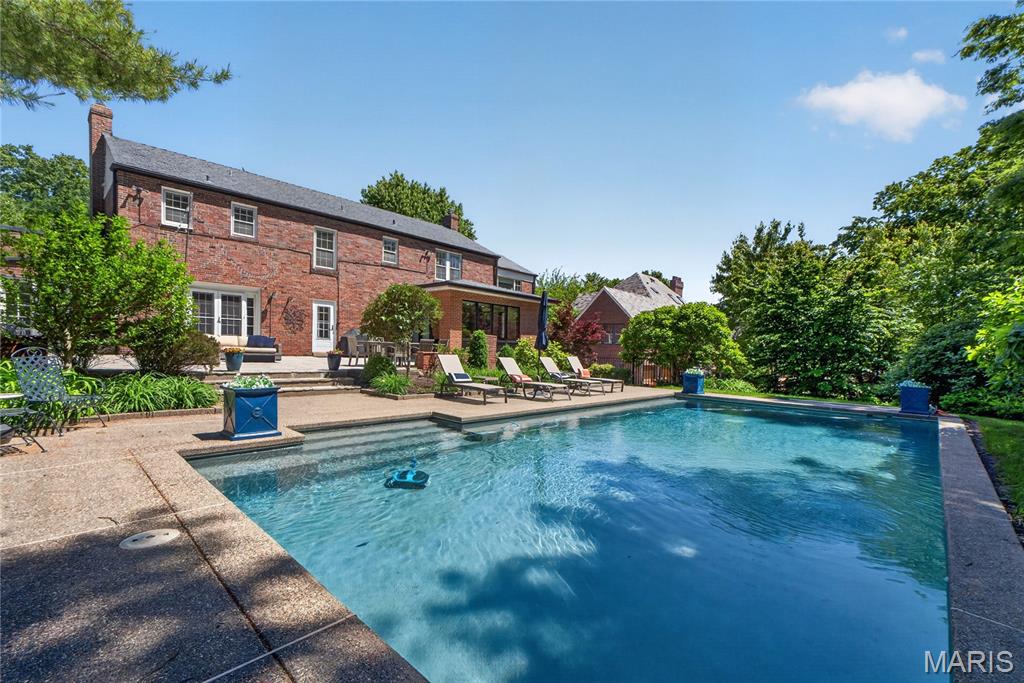 Lake Forest - Residential