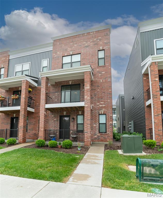 La Collina Terrace - Residential Lease