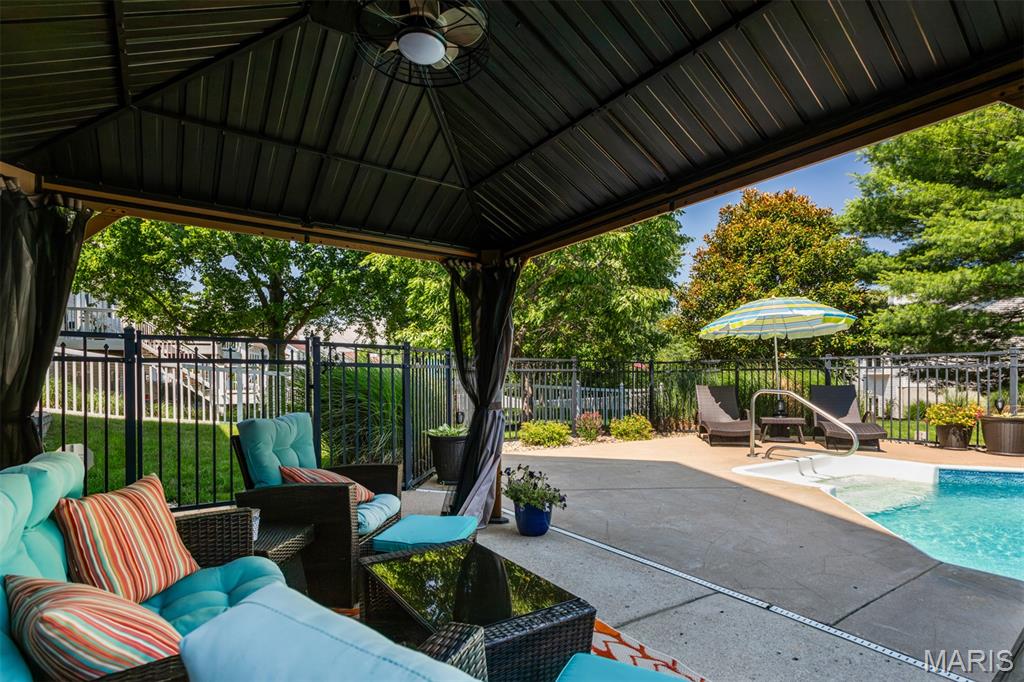 Crown Pointe Estates - Residential
