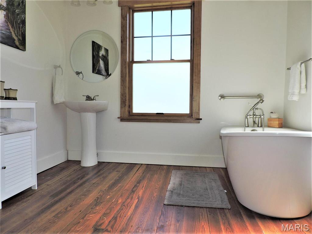 Ponds Corner - Residential