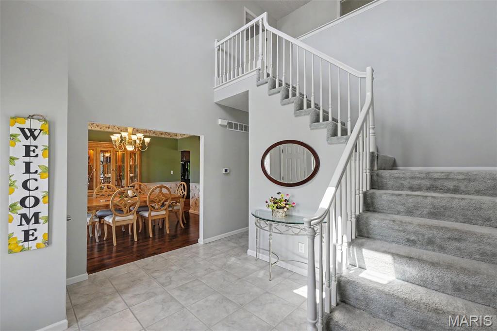 Country Crossing Manor - Residential