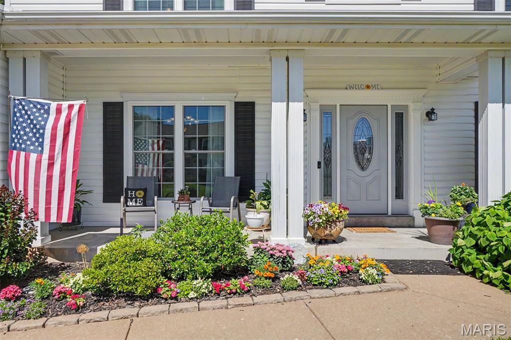 Country Crossing Manor - Residential