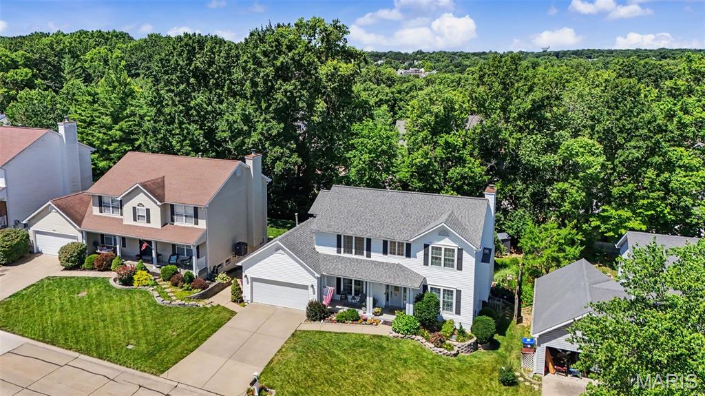 Country Crossing Manor - Residential