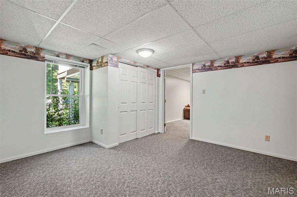 Country Crossing Manor - Residential