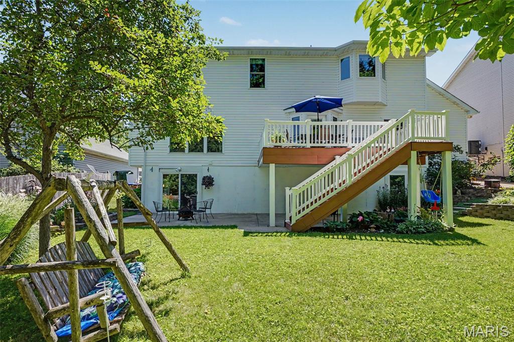 Country Crossing Manor - Residential