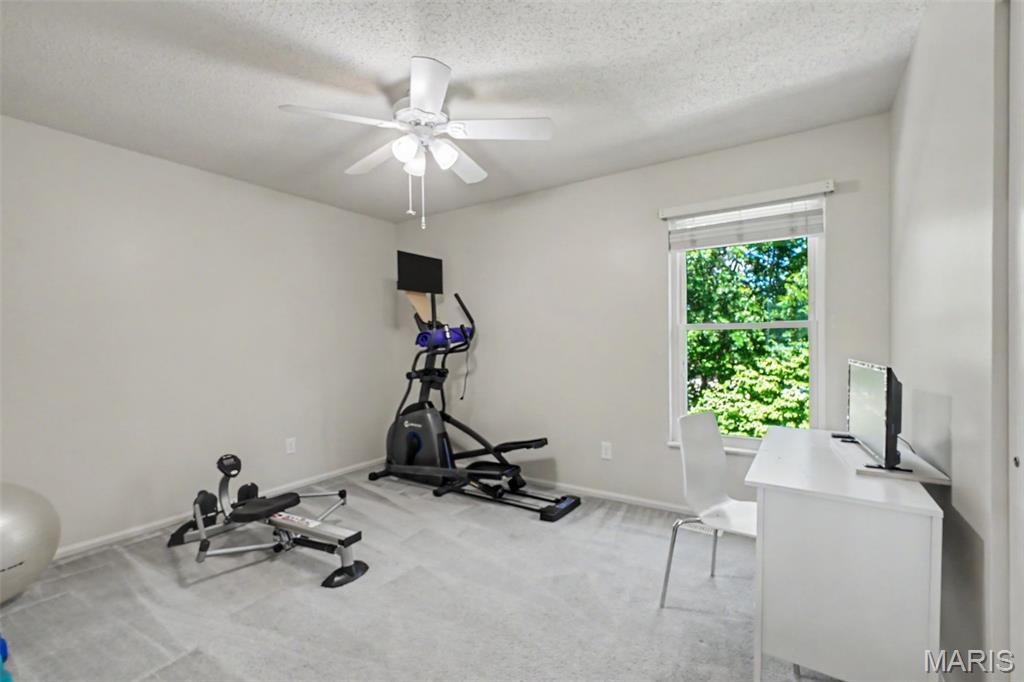 Country Crossing Manor - Residential