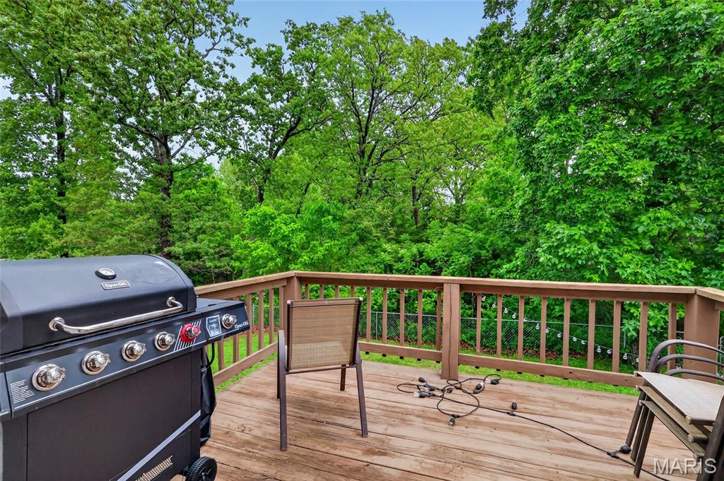 REGAL OAKS - Residential