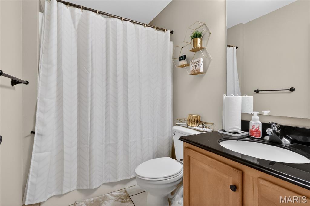 REGAL OAKS - Residential